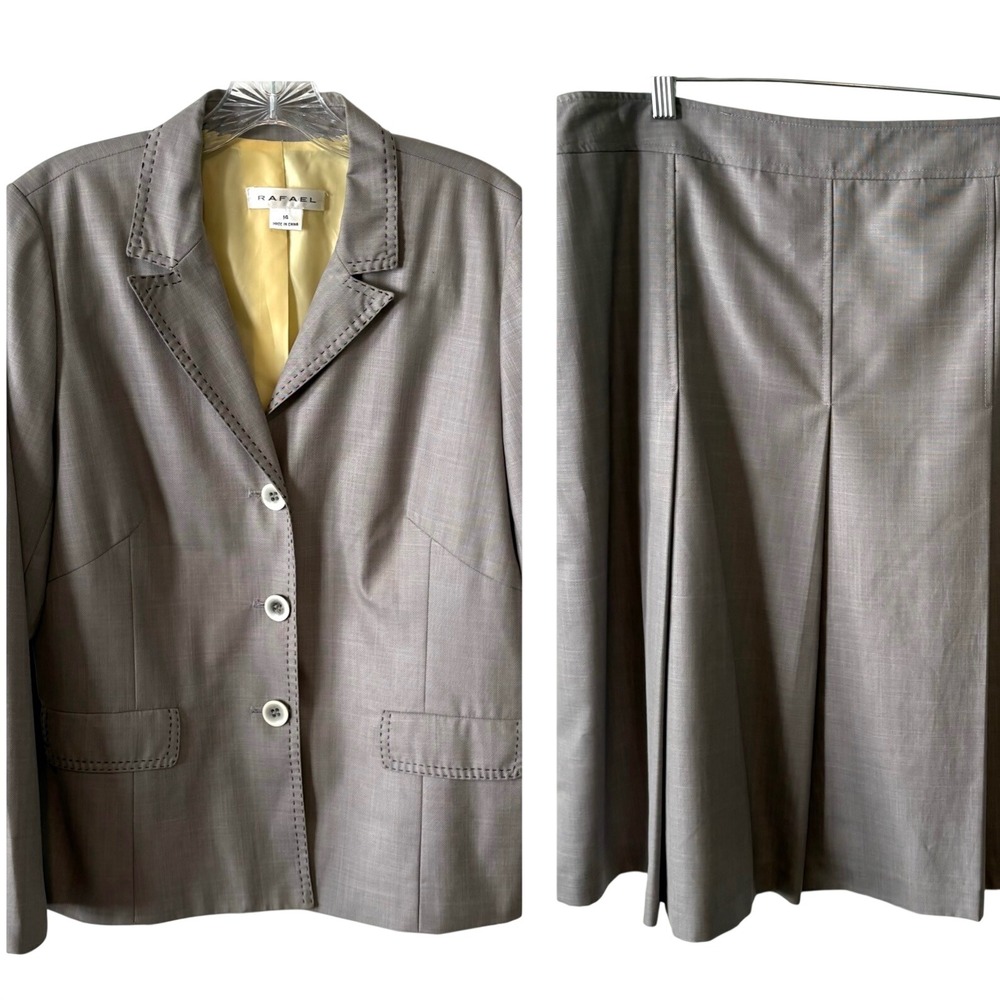 Rafael Grey Lightweight Office Skirt Suit in Size 14